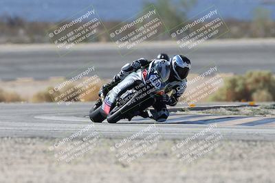 media/Oct-05-2025-CVMA (Sun) [[beeef4f201]]/Race 2-Supersport Middleweight/